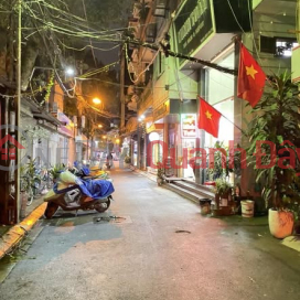 URGENT!!! - 4 BILLION SEGMENT - MUST BE HURRY - BEAUTIFUL HOUSE, FULLY FURNISHED, READY TO MOVE IN - SHOW IF YOU LIKE IT - CLOSED _0