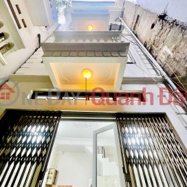 Kham Thien market townhouse 30m2, 4 floors, price 2.95 billion _0