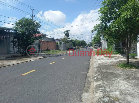 Land for Sale, Gift for House, Prime Location At Lac Long Quan Street, Quang Trung Ward, Kon Tum _0