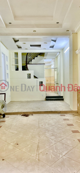 Property Search Vietnam | OneDay | Nhà ở, Niêm yết bán, Cần bán nhà quận 1 ngang 4m dài 19m, 9 phòng và 11 WC