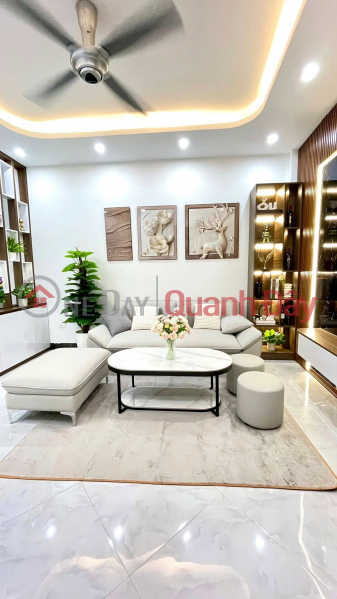 EM GÁI EM CHÍNH CHỦ CẦN BÁN NHÀ PHƯỜNG LĨNH NAM -36m- 5tầng - chỉ hơn 6 tỷ bao thuế phí, Việt Nam | Bán, đ 6,9 tỷ