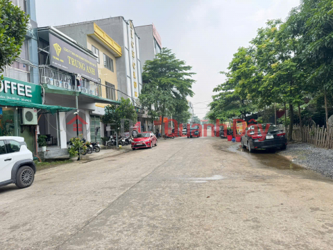 Bán 98m đất dịch vụ tổ 5, Quang Minh, Mê Linh. Gần KCN, mặt tiền kinh doanh đẹp _0