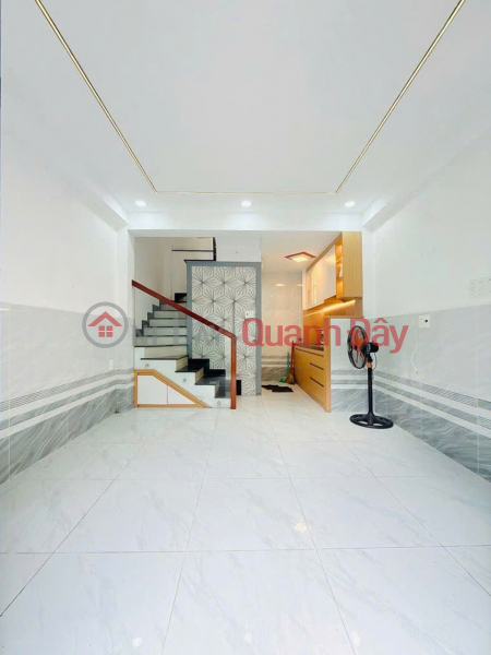 D2069 ️ nhà Nguyễn Thượng Hiền GV, SHR, Vuông, 4 tầng, 4.x tỷ, Việt Nam | Bán | đ 4,5 tỷ