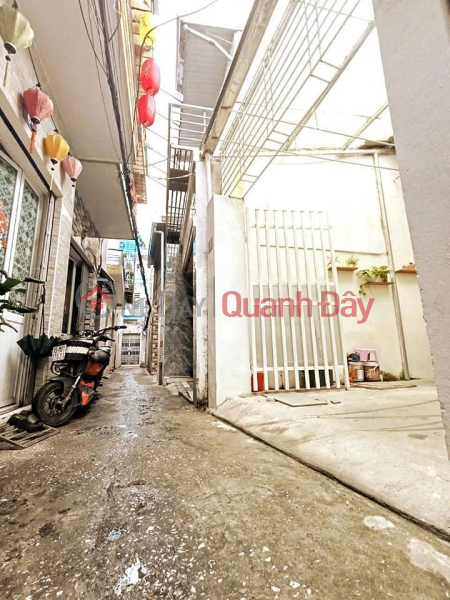 Property Search Vietnam | OneDay | Residential, Sales Listings | Land for sale, lane 12, Chu Van An - Le Loi. Extremely wide area of 79m PRICE 2.8 billion