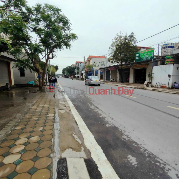 The owner sent for sale a little over 1 billion of land plot of 64.4m2, 2 roads, cars driving around in Hop Dong, Chuong My, Hanoi., Vietnam Sales | đ 1.69 Billion