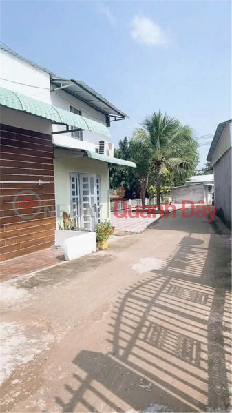 HOT HOT HOT Beautiful house for sale at a great price! Owner needs to sell in Long Hoa Ward, Binh Thuy District, Can Tho., Vietnam | Sales, đ 490 Million