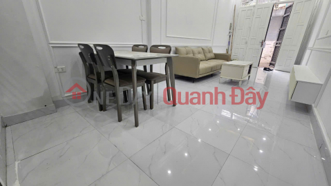 LÔ GÓC TRUNG TÂM VĂN QUÁN, NGÕ RỘNG VF3 ĐỖ CỬA, Ô CHỜ THANG MÁY MINI, NHỈNH 7 TỶ _0