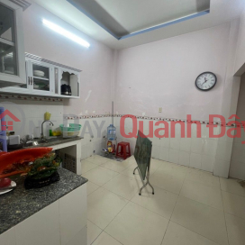 HOUSE FOR SALE ON LUU HUU PHUOC STREET - DENSELY POPULATED RESIDENTIAL AREA - BUSTLING BUSINESS AREA - 7.3 BILLION VND _0