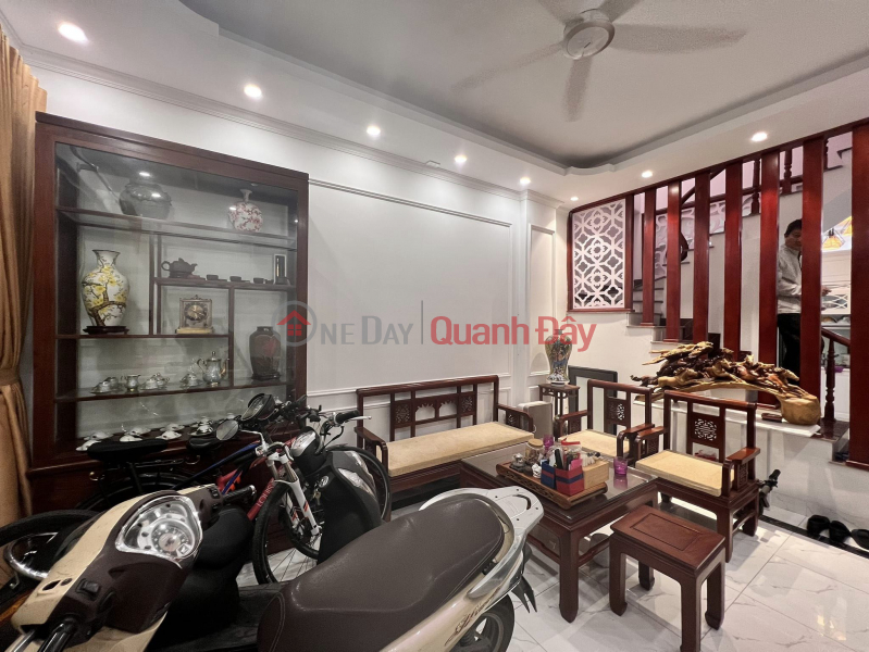 Property Search Vietnam | OneDay | Residential, Sales Listings, The Owner Needs to Sell Urgently Central House, Cau Giay District. Bustling Business Corner Lot. Extremely Good Bullish Potential.