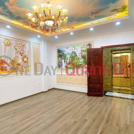 House for sale 58m2 Nghi Tam street, Tay Ho Garage 7 seats 6 bedrooms Elevator 9.1 Billion _0