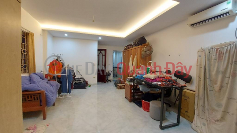 274 Le Duan, 41m, 4 floors, only 7.6 billion, expanding at the back, close to the street _0