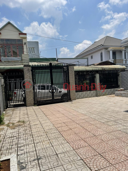 đ 5 Billion | Beautiful house - good price Owner Need to sell quickly a house in a beautiful location in Trang Bom district, Dong Nai province