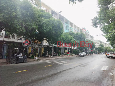 HOUSE FOR SALE ON STREET FRONT 23, WARD 11, DISTRICT 6 - VIP AREA BINH PHU - 88M2 - 4 FLOORS - 17.7 BILLION _0