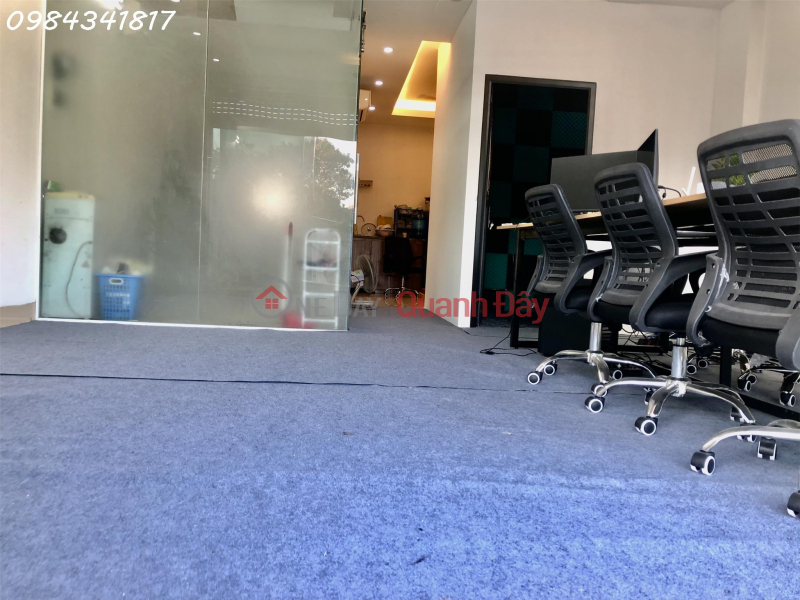 Property Search Vietnam | OneDay | Residential, Rental Listings Office floor for rent 70m2. At Doan Ke Thien, the road is big, two cars can easily avoid each other. There is parking for cars and motorbikes