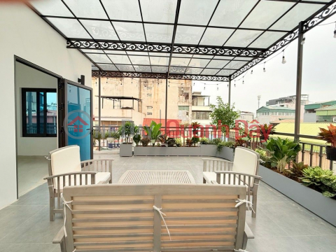 Hoang Hoa Tham Street, 46m² x 5 floors, elevator, fully furnished, 11.9 billion VND, 2 alleyway frontages, 30m from the main street. _0