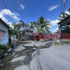 Land for sale with house as gift on corner lot Nguyen Khuyen, Vinh Hai, Nha Trang. _0