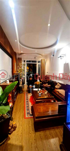 ₫ 16.3 Billion | House for sale on Nguyen Phuc Lai Street, Dong Da District. 43m, 6-storey building, 4m frontage, slightly 16 billion. Commitment to Real Photos