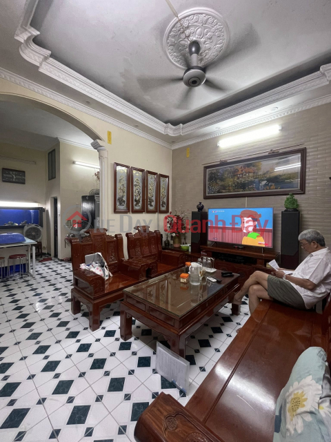 House for sale on Ta Quang Buu, 140m2, 4 floors, 8m wide frontage, 46.1 billion, car access, suitable for building an office building _0