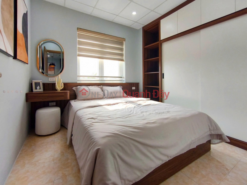 đ 689 Million, With an initial payment of 175 million VND, you can own a 1-2 bedroom apartment in SJ Town Le Mon, featuring green riverside amenities.