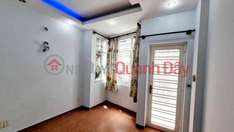 BEAUTIFUL 4-FLOOR HOUSE WITH NGUYEN KIM CAR HOT - 3 BEDROOMS - ALMOST 3\/2 _0