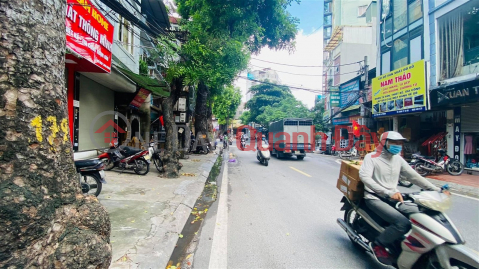 Owner sells house on De La Thanh street, area 32m2 MT 3m, area 37m2 MT 3.8m, area 45m2, MT 5m... _0
