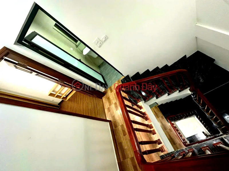 BÁN NHÀ RIÊNG PHỐ NGỌC THỤY- LONG BIÊN , 32M2, 5 TẦNG, 6.3 TỶ., Việt Nam Bán đ 6,3 tỷ