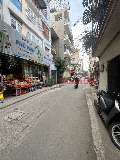 House for sale on Phu Vien street, Bo De, 30m x 5 floors, only 8 billion VND (negotiable). Contact 0936123469 _0