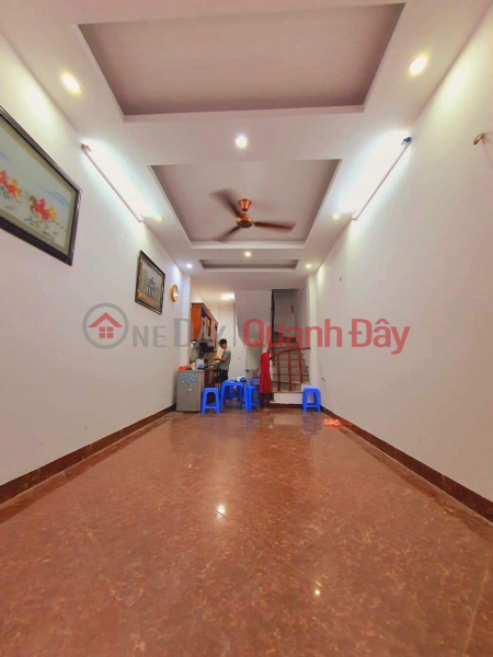 Selling Truong Dinh house, Corner lot, very open house, DT39m2, price 3.4 billion. Sales Listings