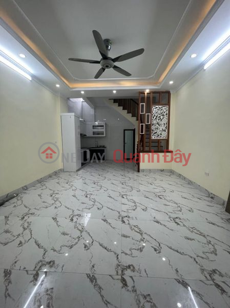 Dai Dong house for sale 40m 5 floors newly built undulating 5 billion Sales Listings