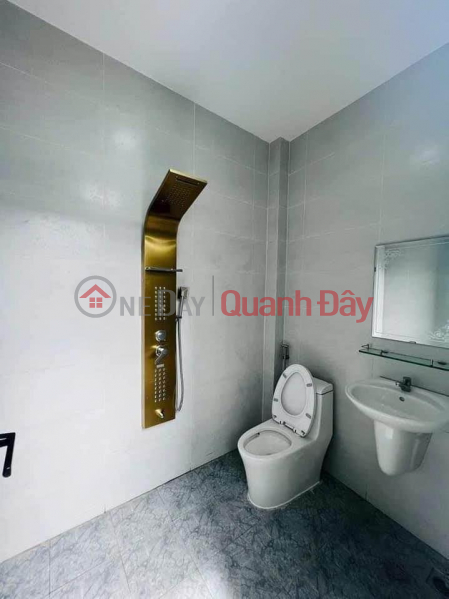 6m alley house. Nguyen Trong Tuyen, District TB. 4.2x15m. 1 ground floor - 2 floors. Price: 5 billion 290 Vietnam Sales đ 5.29 Billion