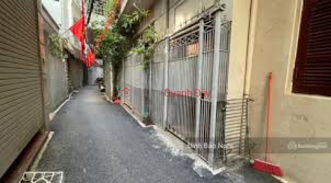 Chính Chủ Cần Bán Gấp nhà Phố Võng Thị - Tây Hồ để vào sài gòn định cư 45m2 lô góc giá 13,9 tỷ Việt Nam | Bán | đ 13,9 tỷ