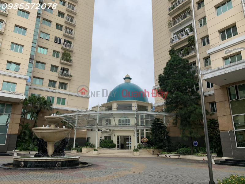 CORNER APARTMENT 3 BEDROOM 2 WC VIEW WEST HOUSE FULL FURNITURE FRONT OF NGUYEN HOANG TON ROAD Sales Listings