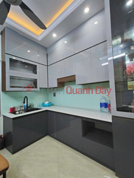 Property Search Vietnam | OneDay | Residential, Rental Listings Brand new house for rent on Giai Phong Street, 5 floors x 50m2, 6 bedrooms, 20 million for office or family use