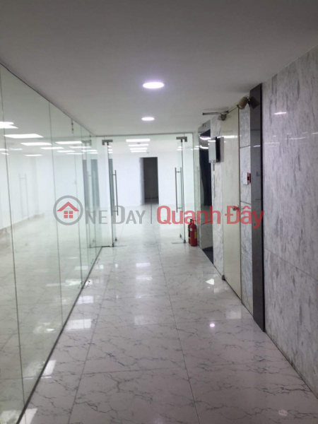 LE VAN SU BUSINESS PLACE, 6x20m, WITH BASEMENT, ELEVATOR, Vietnam Rental, đ 50 Million/ month