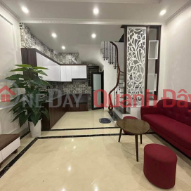 House for sale in Dai La, Minh Khai, right at Mo market, 5 floors, newly built, full of utilities, near the street, only 4.5 billion _0