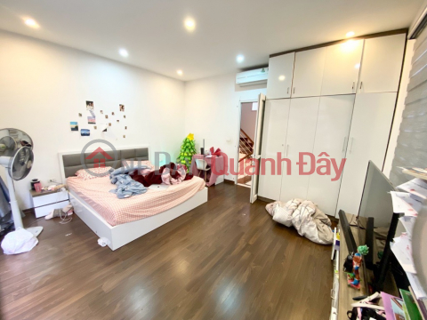 House for sale by owner Lane 1194 Lang Street - Dong Da - 60m x MT 4m 4 Floors - Hai Thoang _0