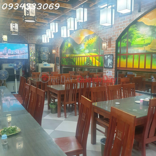 Selling a restaurant villa with good business, 180m2, 2.5 floors, 60m2, frontage on Pham Van Dong street, Duong | Vietnam | Sales ₫ 20 Billion