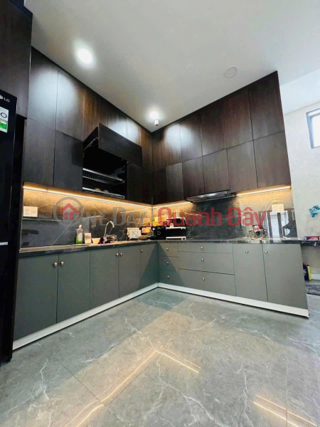 **House for sale on Hoang Van Thu street, ward 4, Tan Binh (4*13.5) 3 floors only 9 billion, Vietnam Sales đ 9 Billion