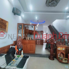 URGENT SALE OF A 3-FLOOR FRONT HOUSE ON 15M STREET NEAR THE NORTHERN BUS STATION, WITH 1 FRONT FRONT OF 4M, 60M2. _0