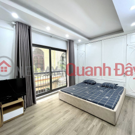 Bán nhà Yên Lạc, 32m2, 5 tầng, mặt tiền 5.7m, giá 8.2 tỷ, đẹp mới, ô tô con đỗ cửa _0