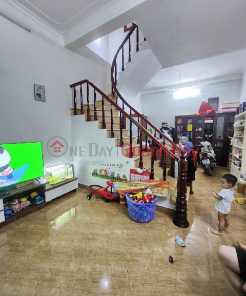 Where to find a beautiful house of 39 square meters, 4 floors, priced at 4 billion in lane 38 Xuan La - Hanoi _0