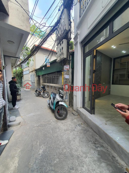 House for sale in Ngoc Thuy, 37m x 4 floors, car, super beautiful rear expansion, only 6.1 billion, negotiable. Contact 0936123469 Sales Listings