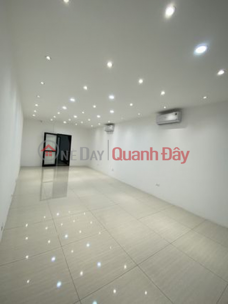 House for rent on Huynh Thuc Khang street 80m2 x3 floors, elevator Rental Listings