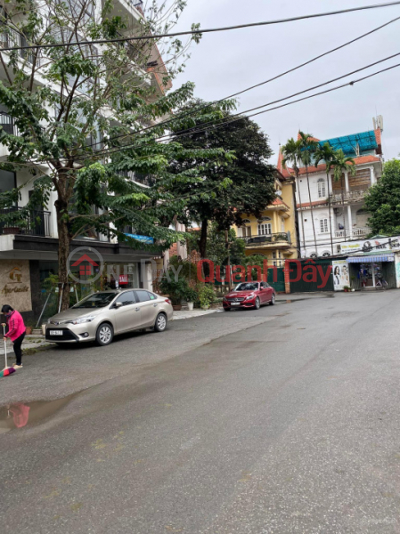 Selling a land that is both large and beautiful, facing Xuan Dieu street, Quang An, Tay Ho 555 m2, blooming back, 150 billion. | Vietnam, Sales, đ 150 Billion