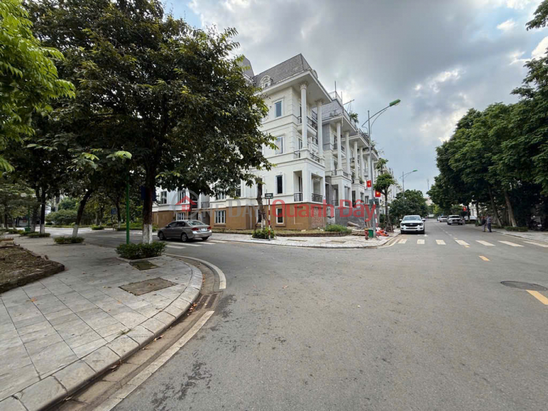 Biệt thự nhà vườn 3 mặt thoáng view công viên KĐT LIDECO Niêm yết bán