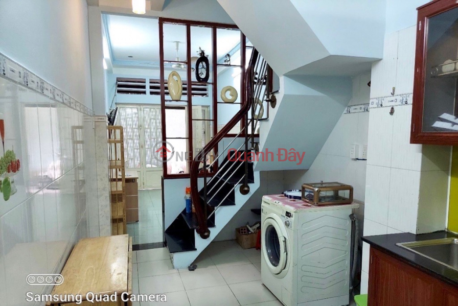 Property Search Vietnam | OneDay | Nhà ở Niêm yết bán Bán Gấp Nhà CMT8, 3 Tầng BTCT , 4Pn , HẺM THÔNG - SÁT MẶT TIỀN Giá 5 tỷ 99