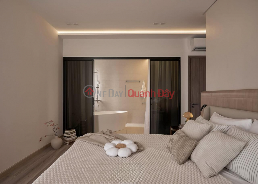 **3-storey house for sale, frontage on Dong Ho, ward 10, Tan Binh district; (4x15); over 9 billion Vietnam, Sales, đ 9.9 Billion