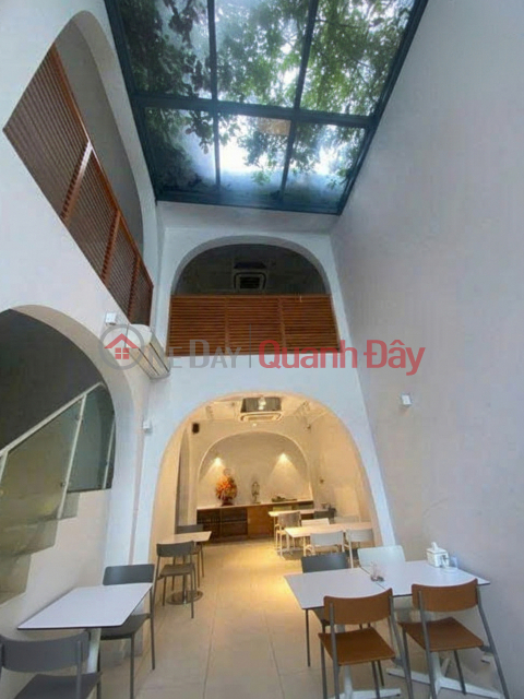 O2122 House on Cao Thang Street, District 3, Shared Ownership, Square plot, Alley access, 13x18m, 7x billion VND _0