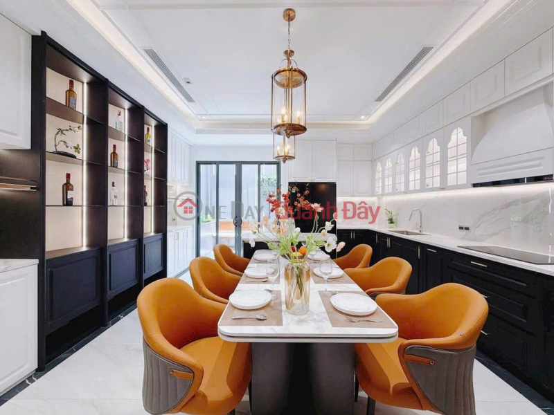 | Please Select | Residential, Sales Listings, đ 18.6 Billion