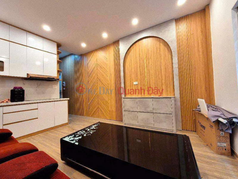 đ 4.6 Billion | OWNER SELLING BEAUTIFUL HOUSE ON YEN LAC STREET, CENTER OF HAI BA TRUNG DISTRICT, HANOI. Just over 4 BILLION VND.
